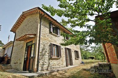 CASA INDIPENDENTE A GUALDO TADINO
