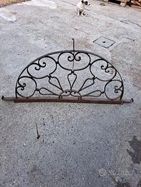 vecchio arco in ferro per cancellino  ,porta ,