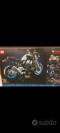 Lego technic Yamaha mt 10 42159