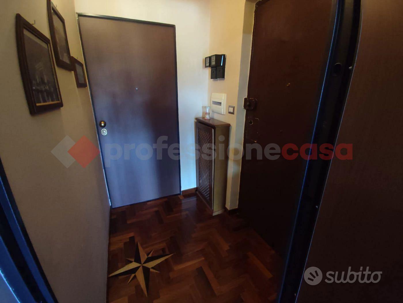 Apartment in Napoli, Pianura, Municipalità 9 - Altro