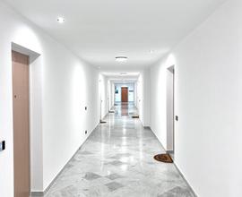 Ufficio in Nuovo & Elegante Stabile