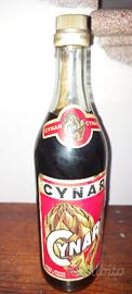 Vecchia bottiglia di Cynar anni '60