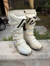 sticali motocross