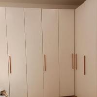 Armadio bianco ad angolo 4 ante