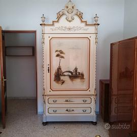 Guardaroba monofoglia decorato stile barocchetto