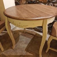 Tavolo tondo stile provenzale 