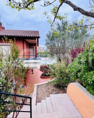 Villa bifamiliare Roma [V11/26VRG] (EUR)