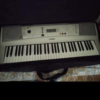 Tastiera Yamaha PSR-E313