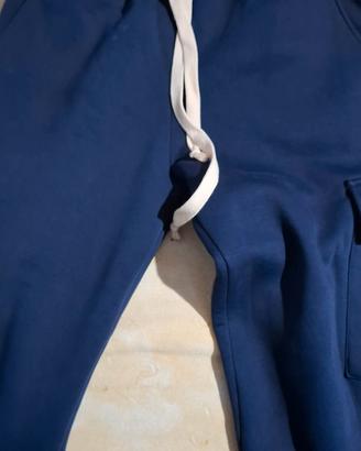 pantaloni tuta