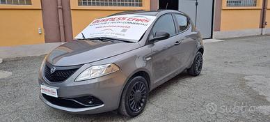Lancia Ypsilon 1.0 FireFly 5 porte S&S Hybrid Ecoc