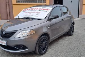 Lancia Ypsilon 1.0 FireFly 5 porte S&S Hybrid Ecoc