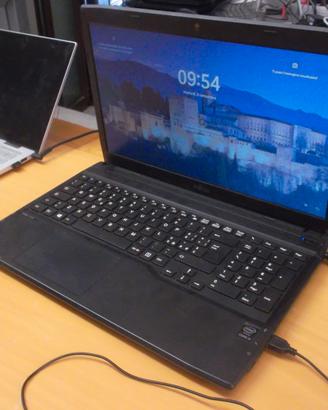 FUJITSU LIFEBOOK A544 CORE I3 8GB 120SSD  WINDOW11