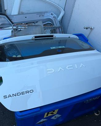 Cofano posteriore DACIA SANDERO