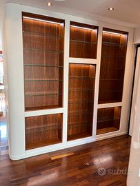 Libreria con luci led