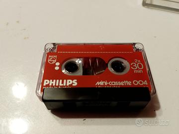 2 mini cassette 004 philips con porta cassette ded