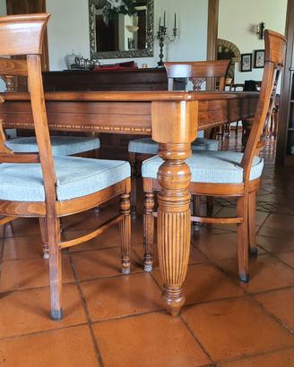 Tavolo in noce allungabile to Piombini con 4 sedie