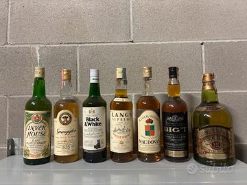 Lotto bottiglie di 35 tra whisky e whiskey