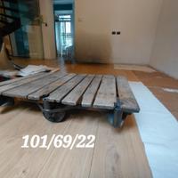 Carrello tavolino industriale