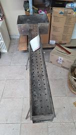 Canalina per arrosticini in metallo