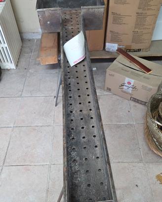 Canalina per arrosticini in metallo
