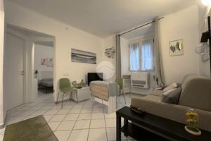 2 LOCALI A LA SPEZIA