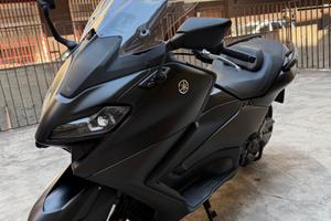 T- Max 560 04/2023