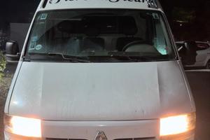 Renault master