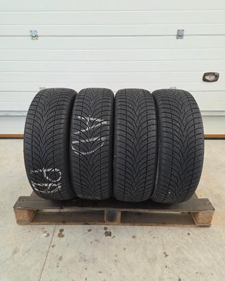 4 gomme 215 60 17 Ceat invernali