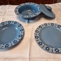 Zuppiera Laveno 1974 con coperchio e 2 piatti.