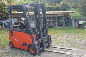 Carrello Elevatore Linde Modello E20 Anno 2008