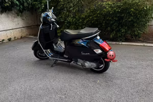 Vespa GTS 300