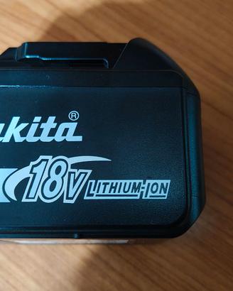 Batteria originale Makita 18V da 9Ah. Nuova