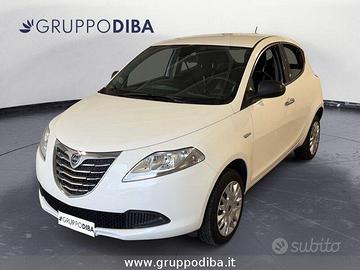 Lancia Ypsilon III 2011 Benzina 0.9 t.air Ell...