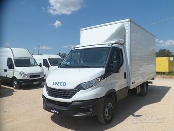 Iveco Daily 35c14 furgonatura con pedana