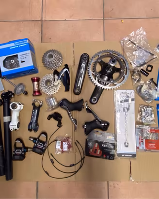 Lotto ricambi bicicletta Shimano e non