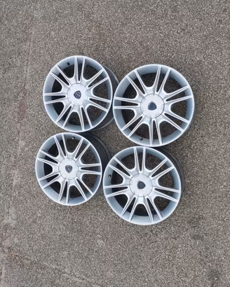 N.4 CERCHI IN LEGA LANCIA DELTA 17”