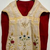 Pianeta liturgica seta ricami  a mano