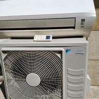 Condizionatore DAIKIN 9000 INVERTER