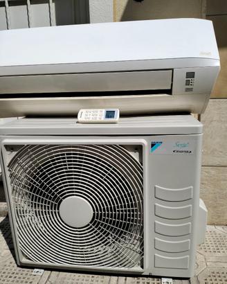 Condizionatore DAIKIN 9000 INVERTER