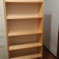 Due librerie con scaffali regolabili