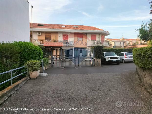 Garage/Box - Aci Castello