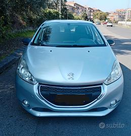 Peugeot 208  1.4 diesel