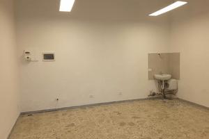 Negozio o magazzino a Vignola (Modena) di 27 mq