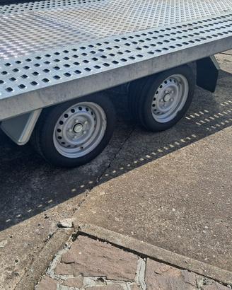 carrello per trasporto di auto e materiale