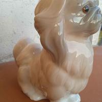 Statuina di cagnolino pechinese