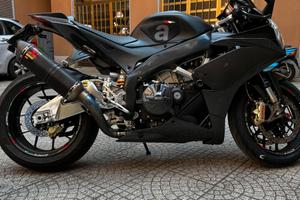 Aprilia rsv4