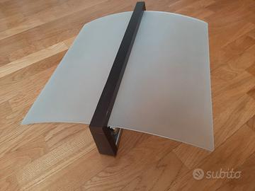 Plafoniera applique in legno e vetro.