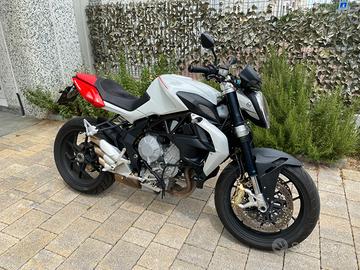 MV AGUSTA BRUTALE 800 2013