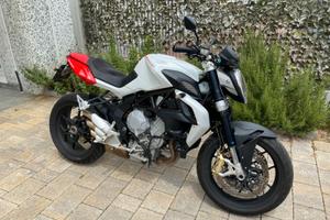 MV AGUSTA BRUTALE 800 2013
