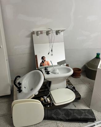 Sanitari ( lavandino e bidet)